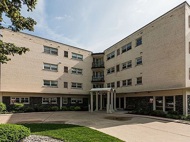 1st image of 8001 Lockwood Ave APT 304