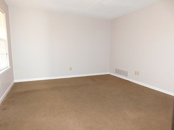 2nd image of 3782 Jerusalem St