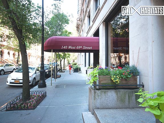 4th image of 140 W 69th St APT 84A