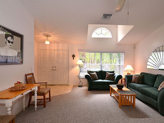 4th image of 27951 Black Hawk Dr