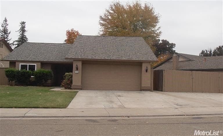 1st image of 1715 Burgundy Dr