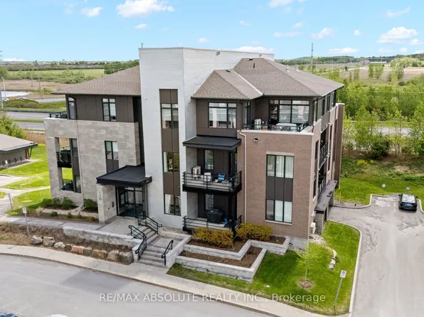 170 Boundstone Way #304, Ottawa, ON K2T 0M8