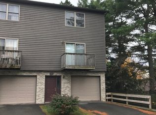 17 Silver Creek Dr, Morgantown, WV 26505