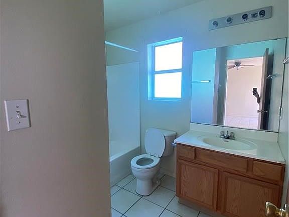 5th image of 1309 Dewitt St