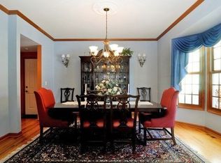 376 N Chalary Ct, Palatine, IL