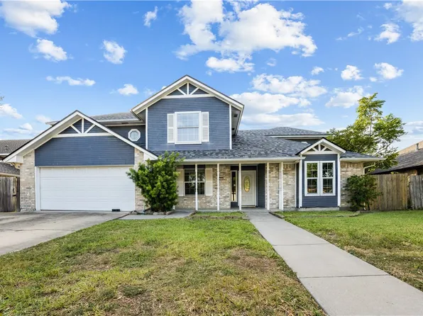 2302 Twin Oak Dr, Portland, TX 78374