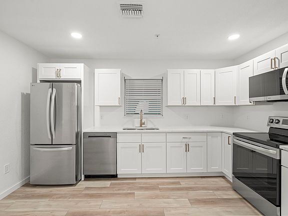 4th image of 3103 16th St N #3105