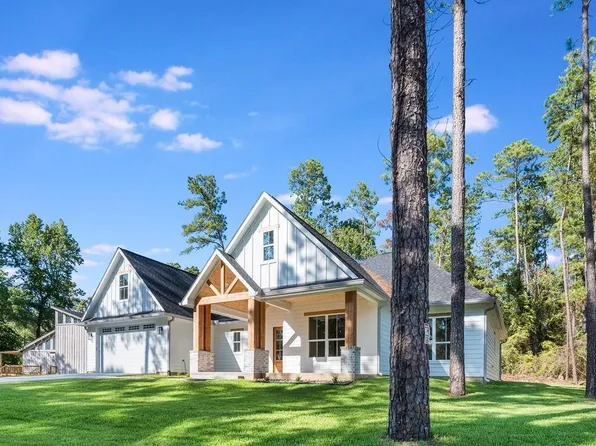 120 Boxwood Ln, Brookeland, TX 75931