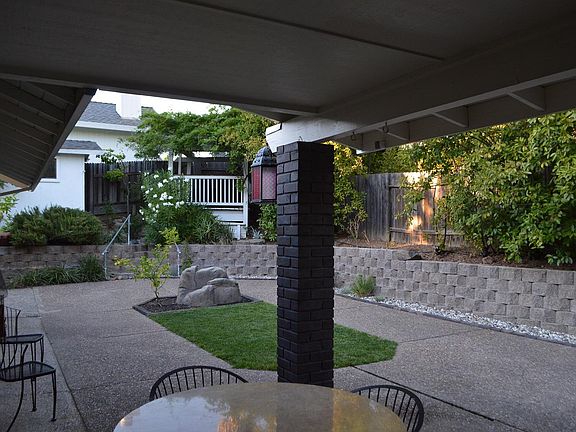 3rd image of 5100 Sunrise Hills Dr