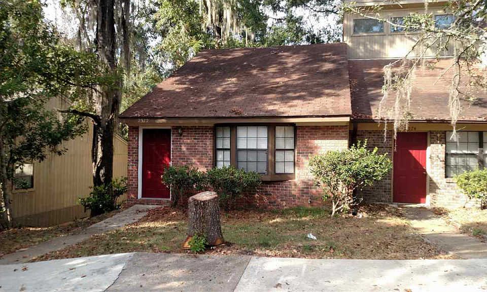 1st image of 2372 Tina Dr #6