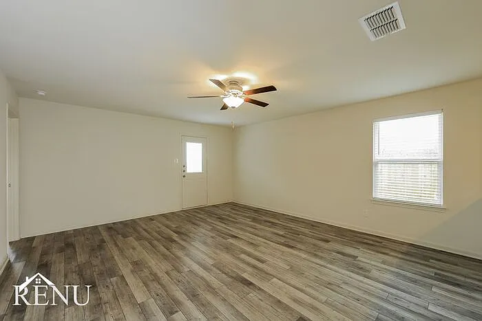 2838 Praline Ferry — Photo 7