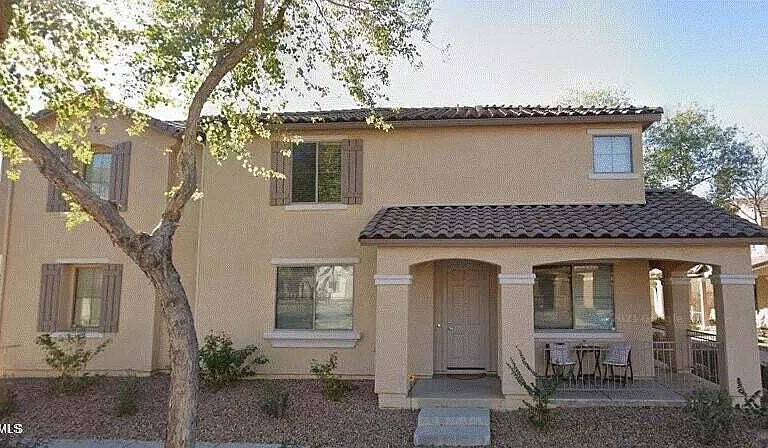 2850 S Brett St — Photo 2