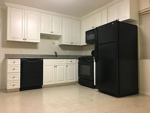 86 E 39th Ave #H Photo 1 86 E 39th Ave #H Photo 1