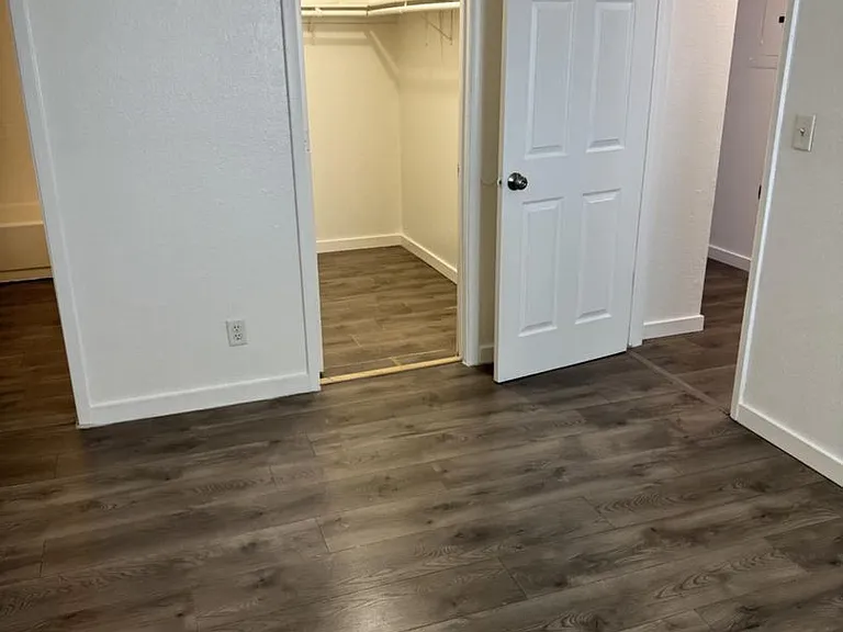 2377 Exeter Dr — Photo 10