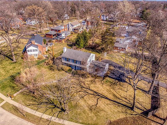2nd image of 606 N Clay Ave