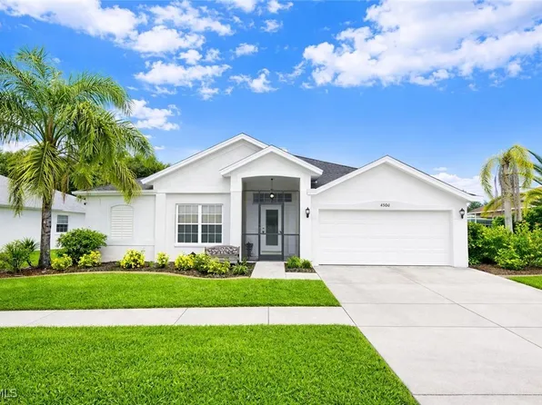 4504 Varsity Cir, Lehigh Acres, FL 33971