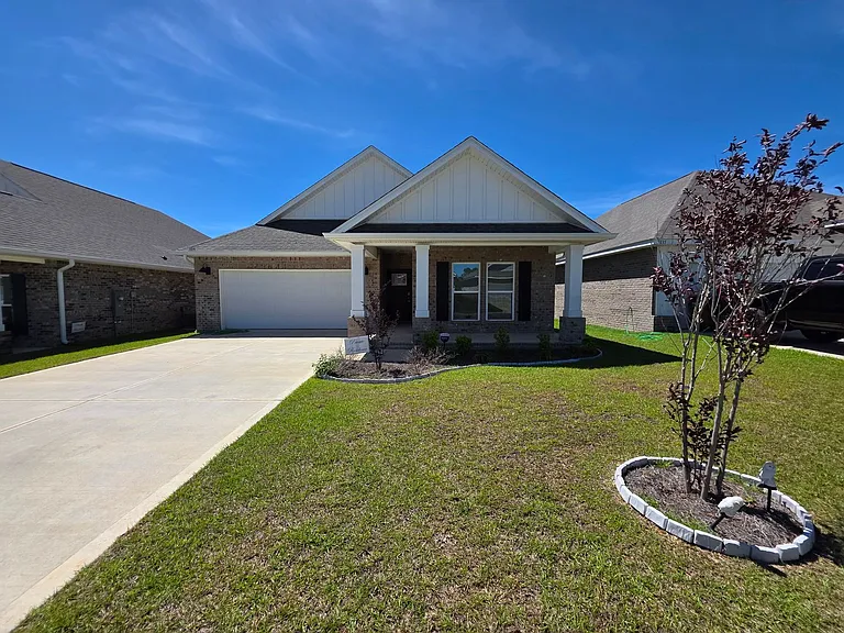 5839 Sargassum Ln — Photo 1