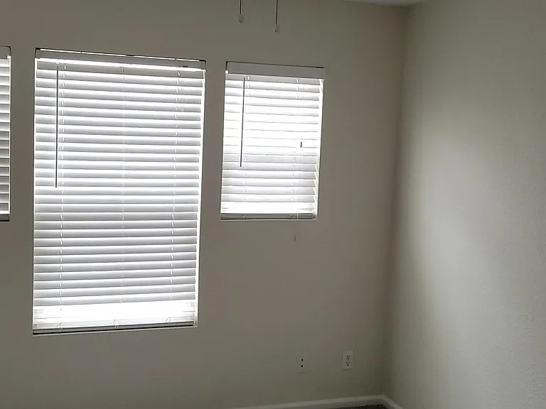 5583 Jasper St — Photo 12