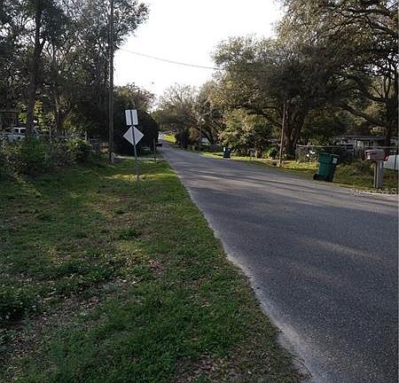 3rd image of Skyline Dr