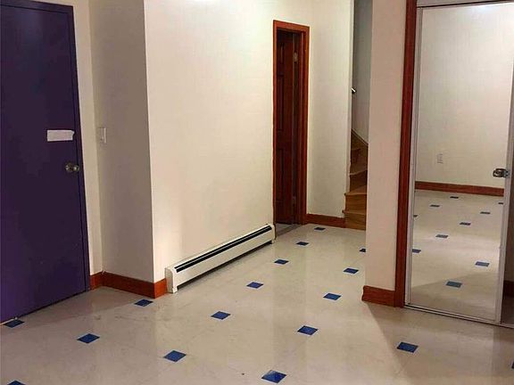 4th image of 8315 Vietor Ave #4A