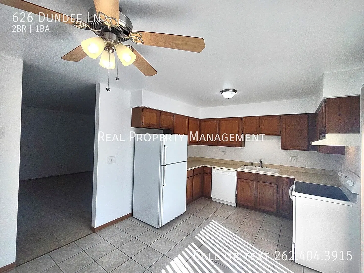 Two Bedroom Upper — Photo 4