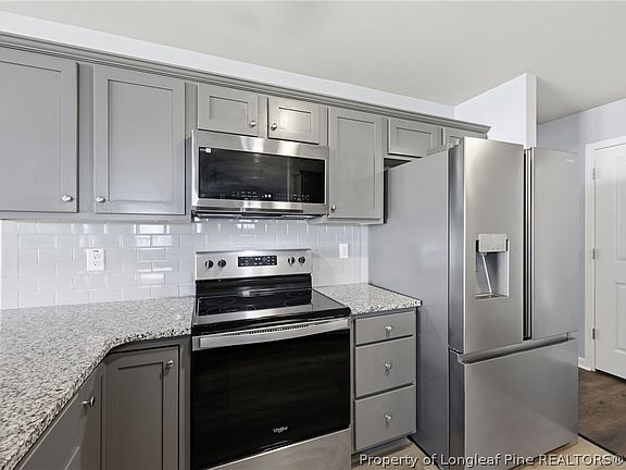 5th image of 339 Sandcastle Ln