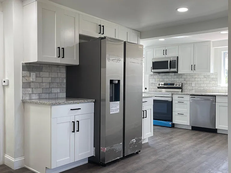 243 Park Ln #1 — Photo 5