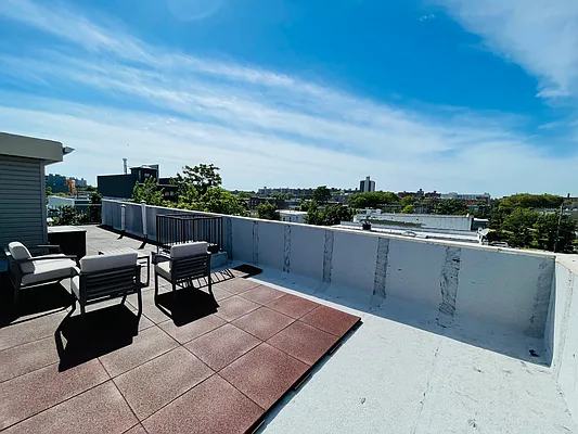 Rented by Avenue Sotheby's International Realty | media 51