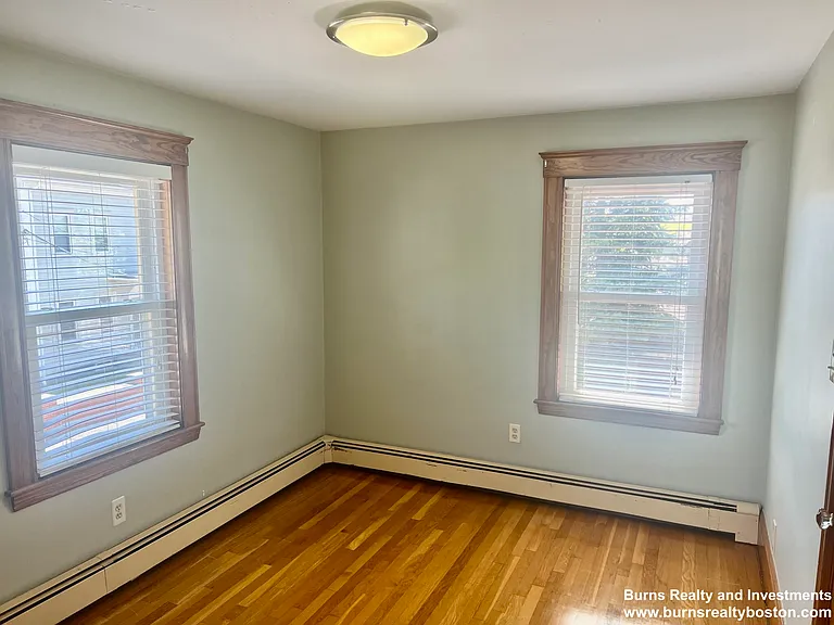 616 Adams St — Photo 7