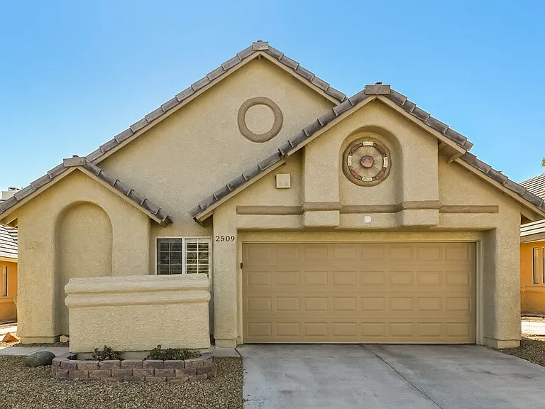 2509 Kilmaron Cir — Photo 1