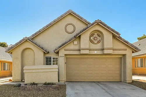 2509 Kilmaron Cir Photo 1