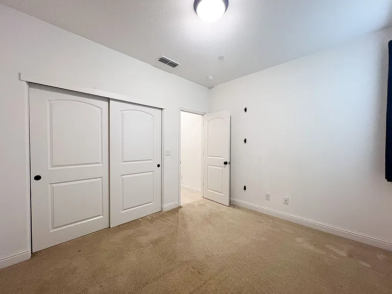 8428 Amber Valley Ln — Photo 15