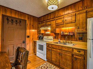 91 Iris Ln, Murphy, NC 28906