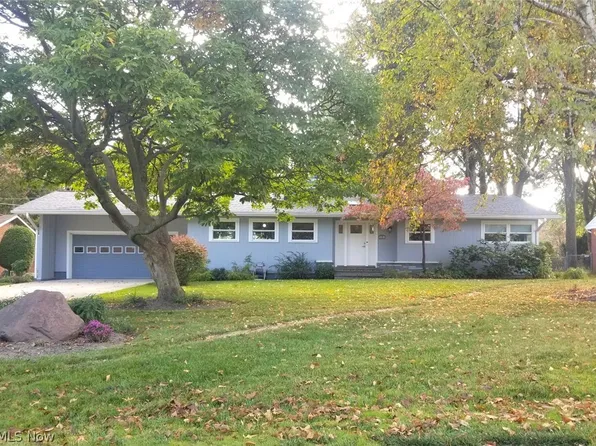 546 Woodland Dr, Tallmadge, OH 44278