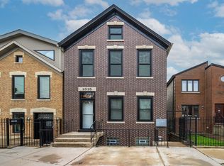 1015 W 31st Pl, Chicago, IL 60608