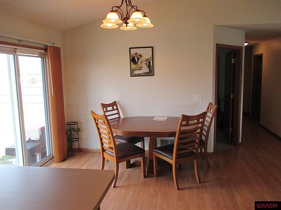 3rd image of 108 Bay Hill Ct