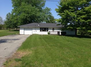 8712 S 300 E Rd, Hamlet, IN 46532