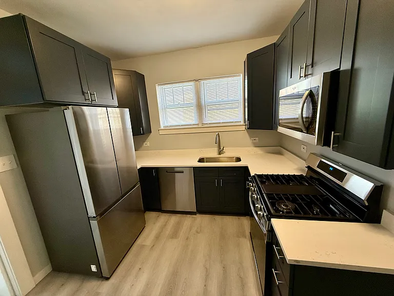 1824 W Hood Ave #2 — Photo 7