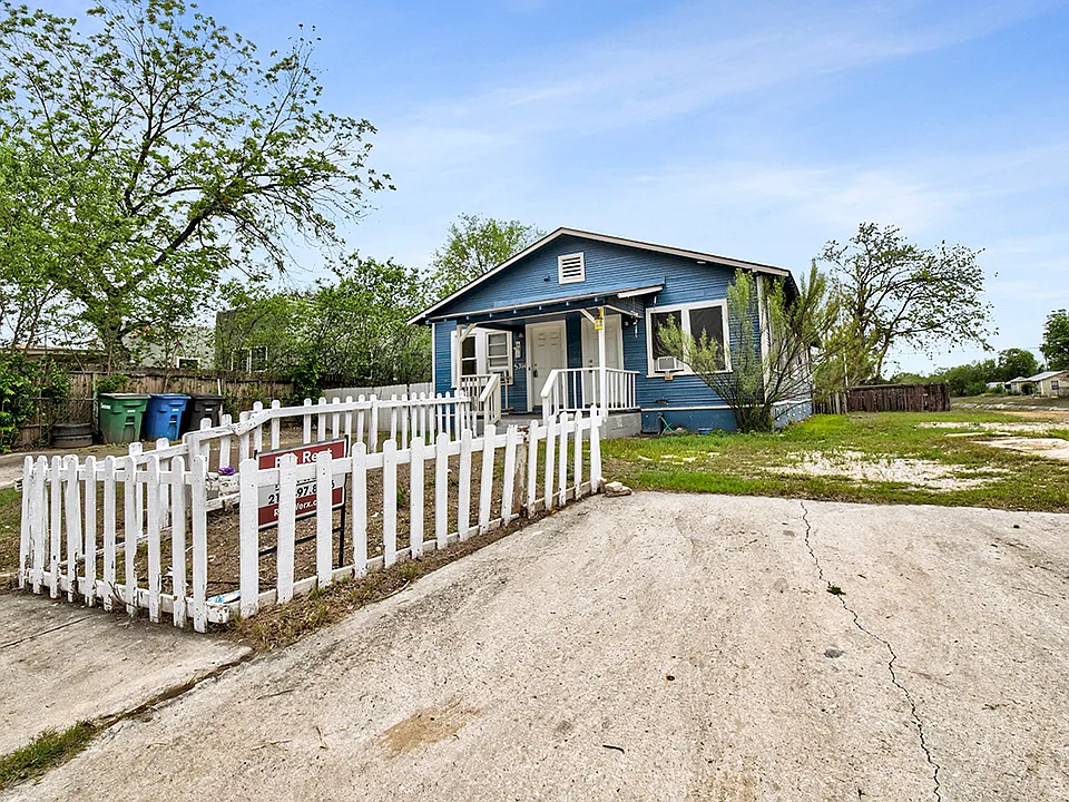 3314 Perez St #101