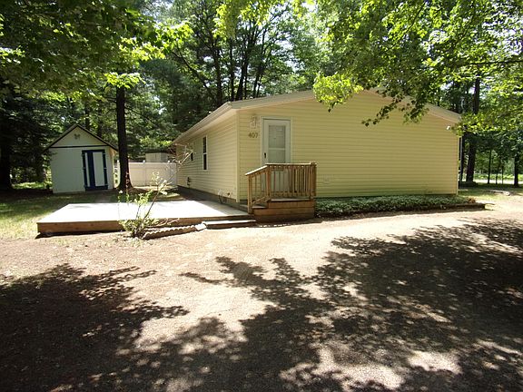 3rd image of 407 Whitetail Dr
