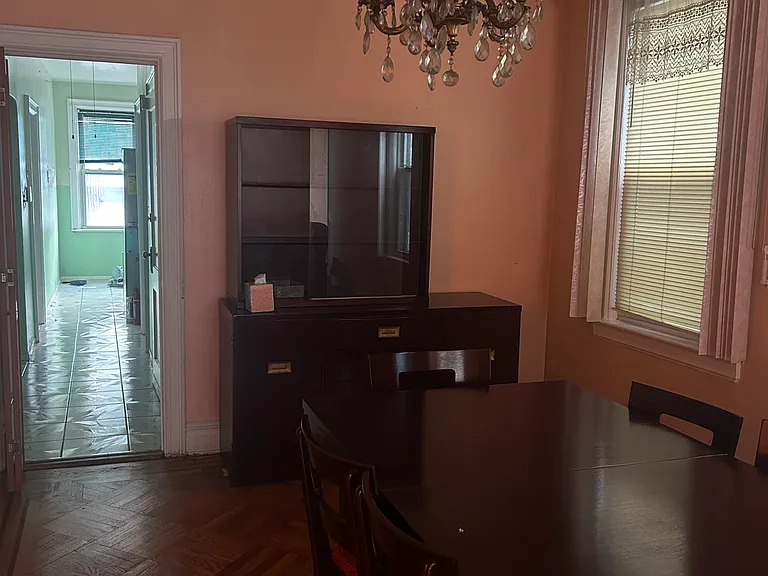 253 Manhattan Ave #1 — Photo 5