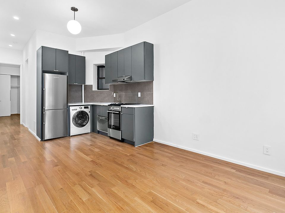 1st image of 410 W 36th St #F1