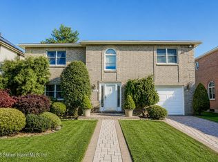 4816 Hylan Blvd, Staten Island, NY 10312