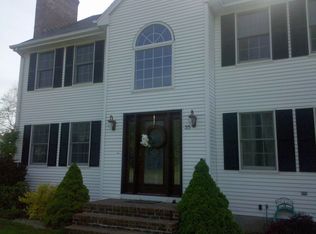 35 Sherry Ln, Berlin, CT 06037