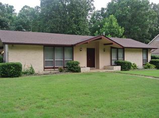 5787 Spring Lake Rd, Memphis, TN 38135