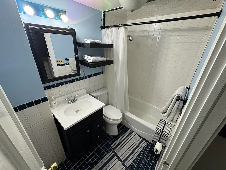 126 Magnolia Ave #1 — Photo 10