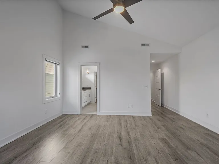 1811 Cahal Ave — Photo 20