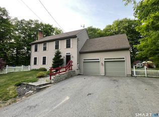 560 South Frontage Road, Killingly, CT 06239