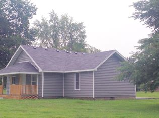 1001 E 7th St, Lamar, MO 64759