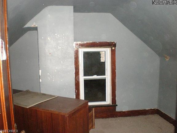 5th image of 89 Cuyahoga Falls Ave